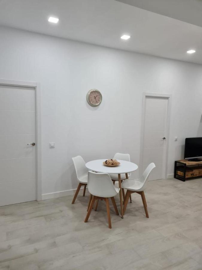 Apartamento Pet-Friendly En Atocha By Bebalmy Lägenhet Madrid Exteriör bild